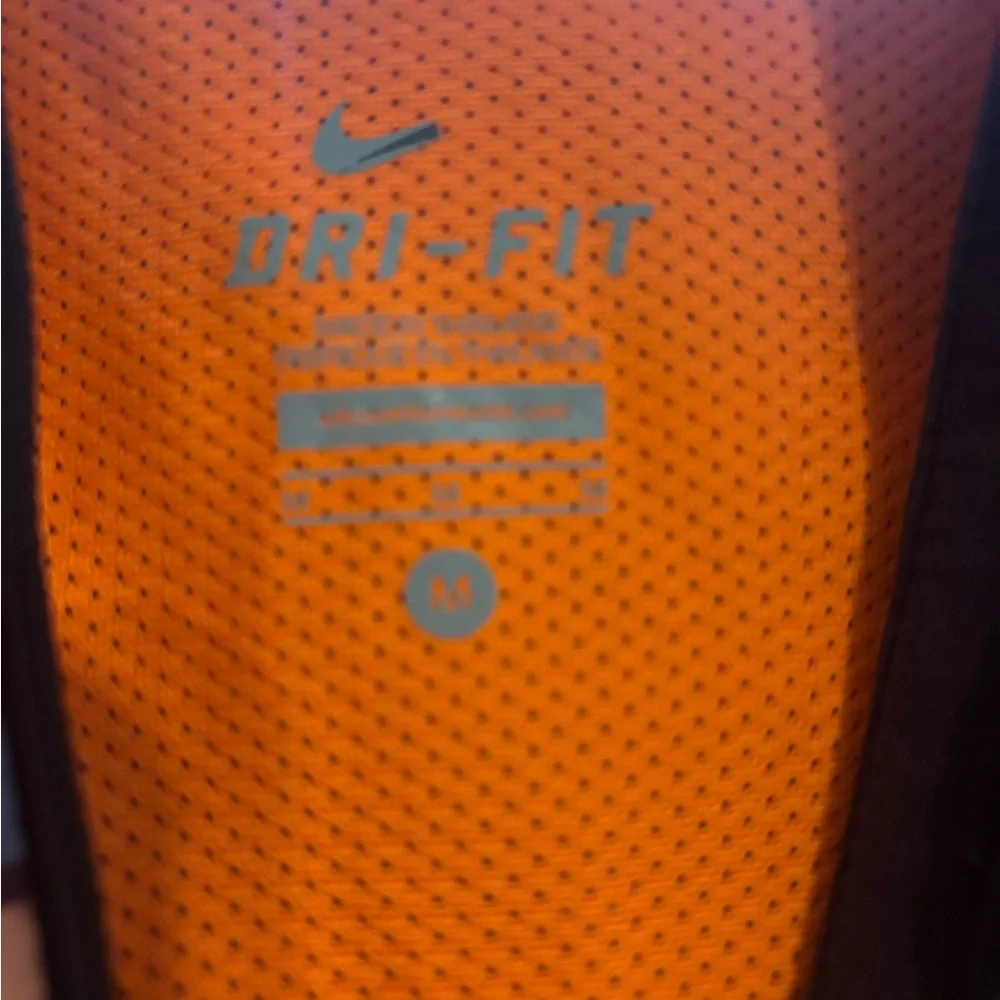 Nike Dri-FIT Orange and Burgundy Jacket Size M